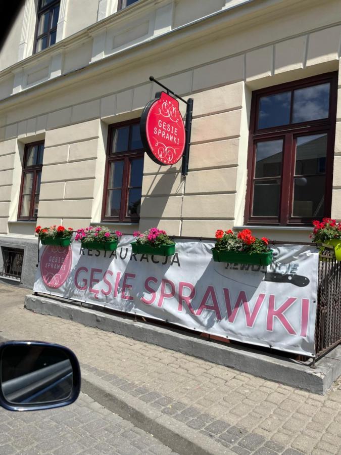 Apartamenty Luczkowskiego Z Widokiem Na Studnie 2 Chełm Eksteriør bilde